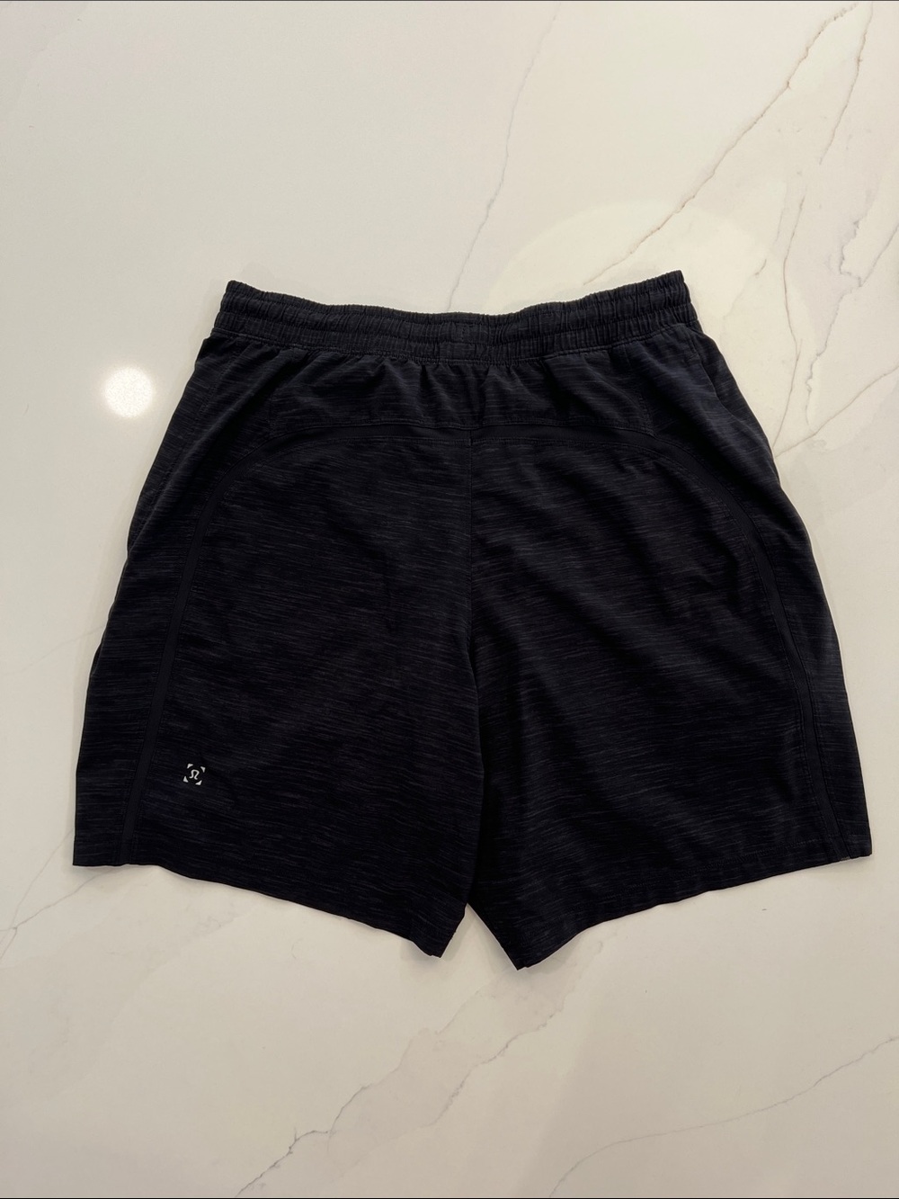 Lululemon Men's Elastic Waist Lined Performance Shorts, Medium - Picture 3 of 5